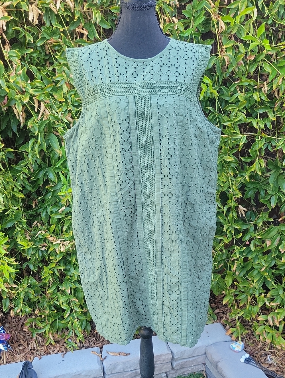 GAP Olive Eyelet Sleeveless Boho Dress With Pockets XL